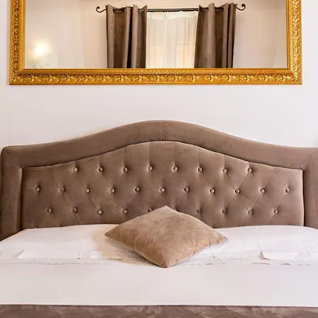 Chez Moi Bed & Breakfast 2*